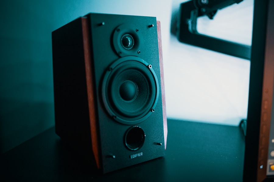 Uce-Sonos (Minimalist Ses)